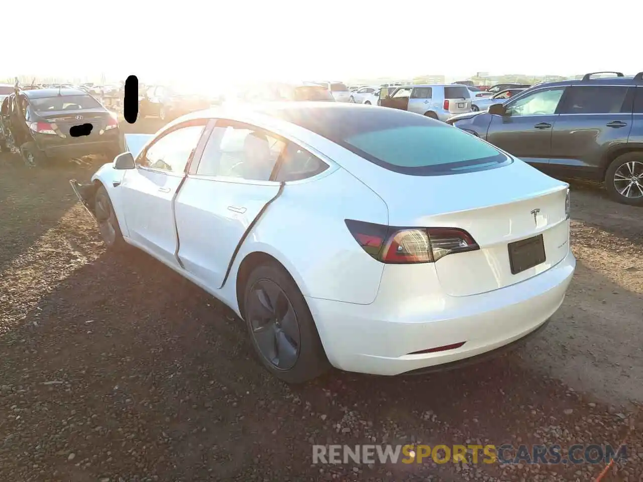 3 Photograph of a damaged car 5YJ3E1EB9LF636582 TESLA MODEL 3 2020