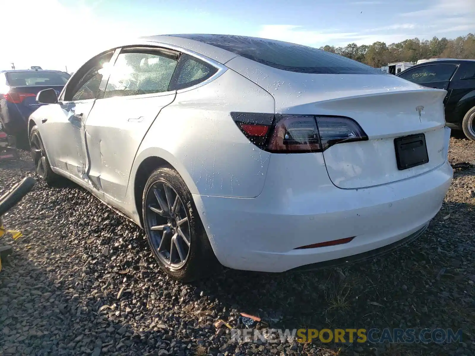 3 Photograph of a damaged car 5YJ3E1EB9LF637473 TESLA MODEL 3 2020