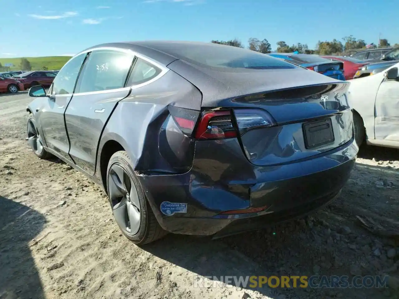 3 Photograph of a damaged car 5YJ3E1EB9LF646223 TESLA MODEL 3 2020