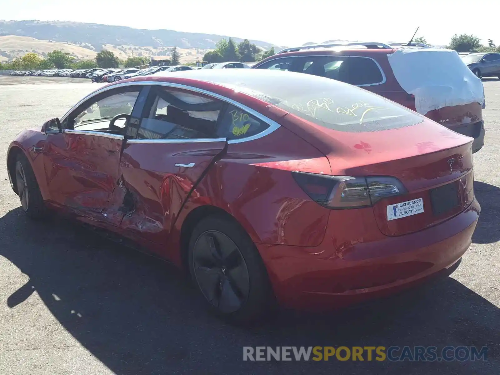 3 Photograph of a damaged car 5YJ3E1EB9LF664186 TESLA MODEL 3 2020