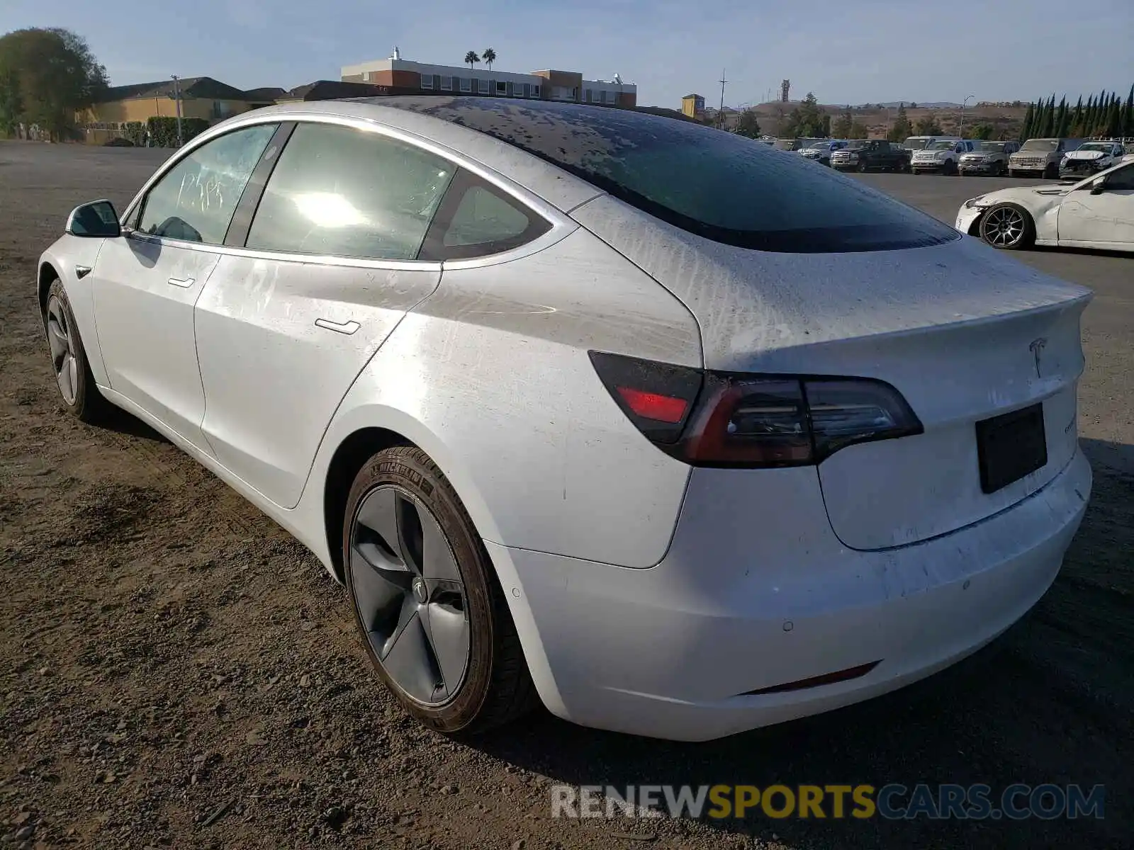 3 Photograph of a damaged car 5YJ3E1EB9LF720076 TESLA MODEL 3 2020