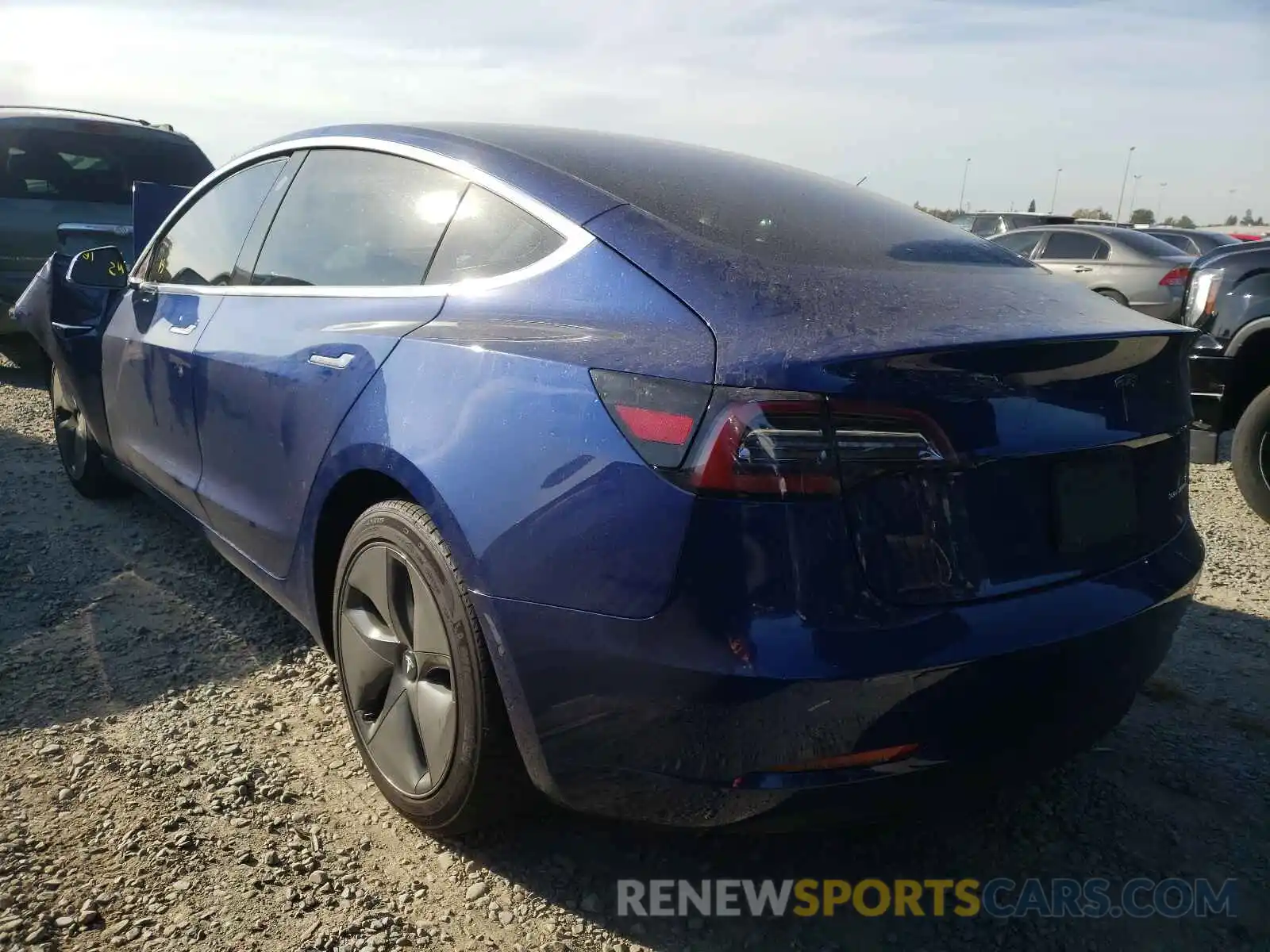 3 Photograph of a damaged car 5YJ3E1EB9LF742644 TESLA MODEL 3 2020