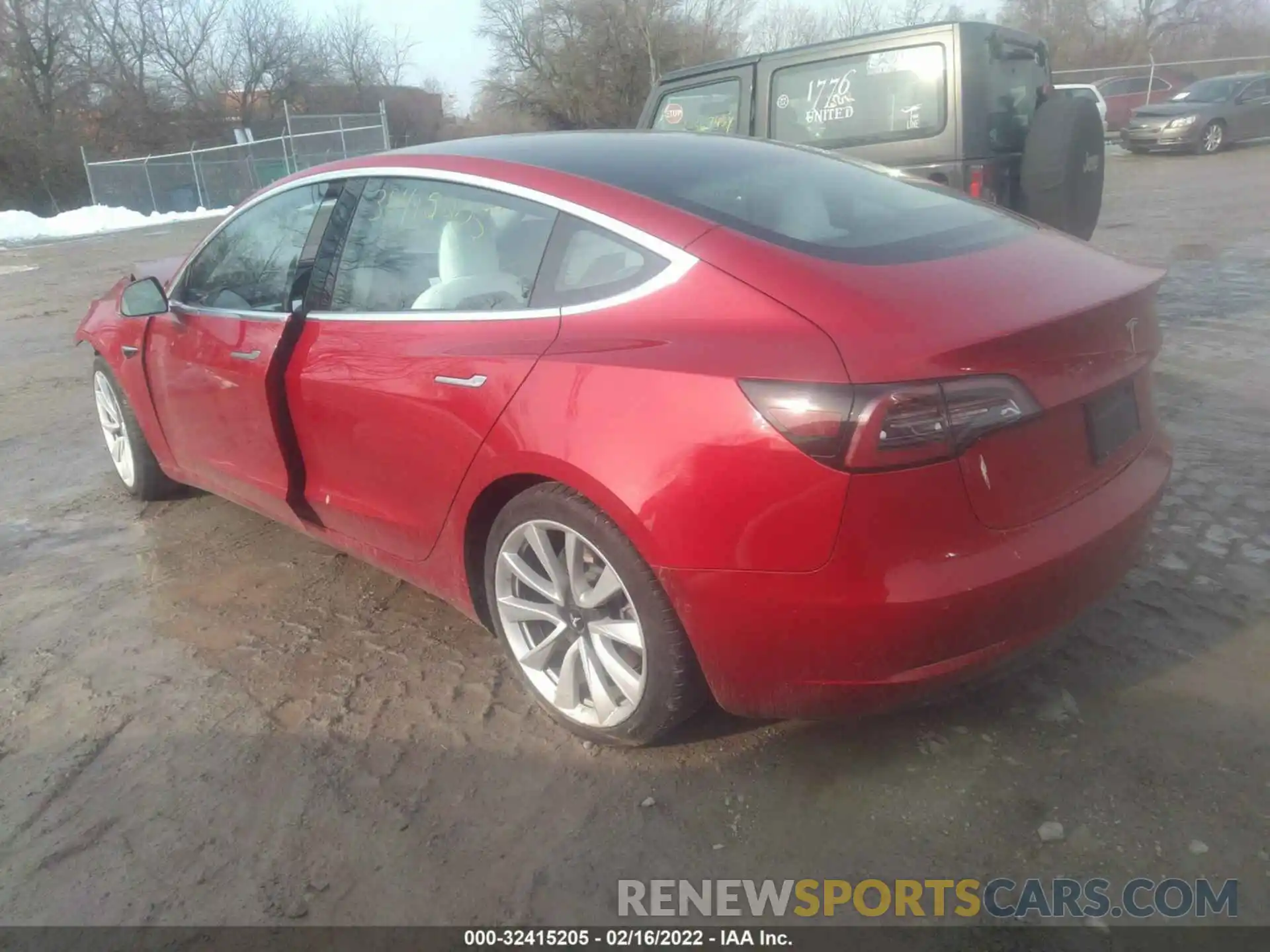 3 Photograph of a damaged car 5YJ3E1EB9LF769729 TESLA MODEL 3 2020