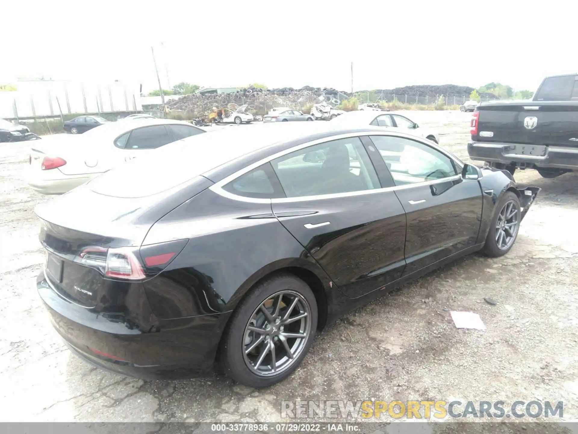 4 Photograph of a damaged car 5YJ3E1EB9LF794713 TESLA MODEL 3 2020