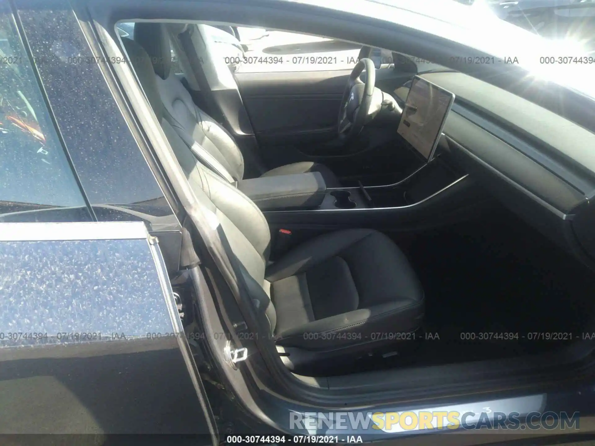 5 Photograph of a damaged car 5YJ3E1EBXLF616891 TESLA MODEL 3 2020