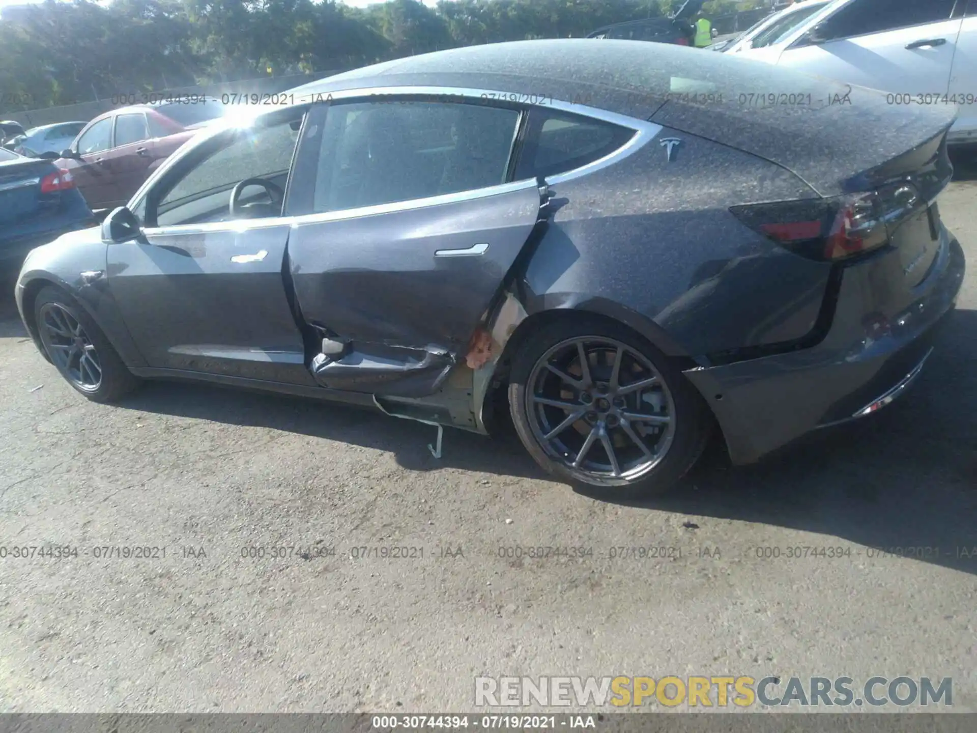 6 Photograph of a damaged car 5YJ3E1EBXLF616891 TESLA MODEL 3 2020