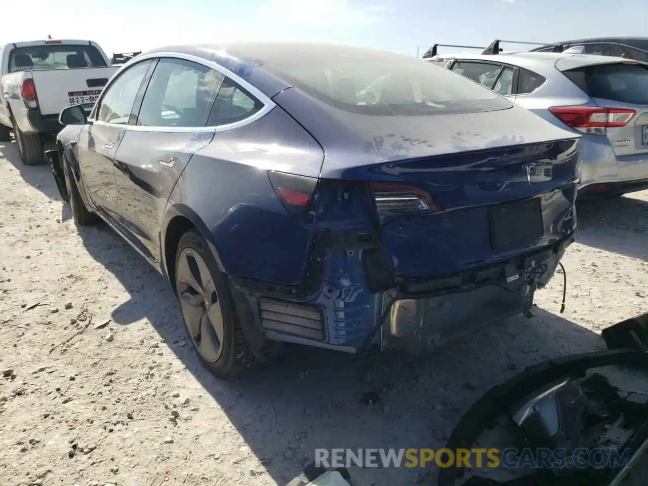 3 Photograph of a damaged car 5YJ3E1EBXLF617667 TESLA MODEL 3 2020