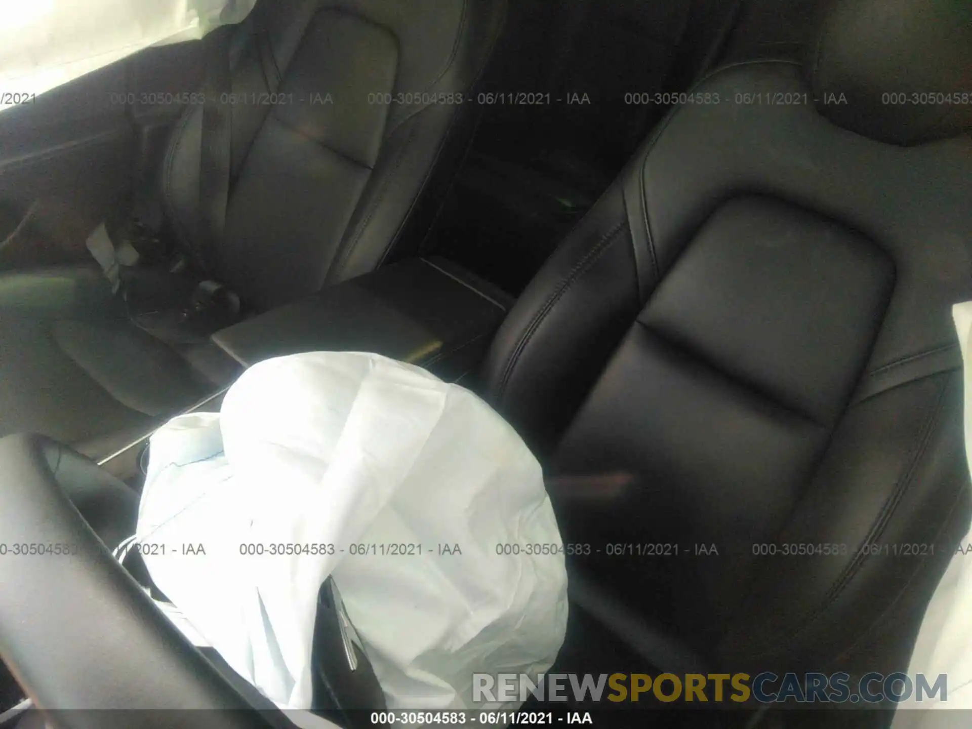 5 Photograph of a damaged car 5YJ3E1EBXLF620598 TESLA MODEL 3 2020