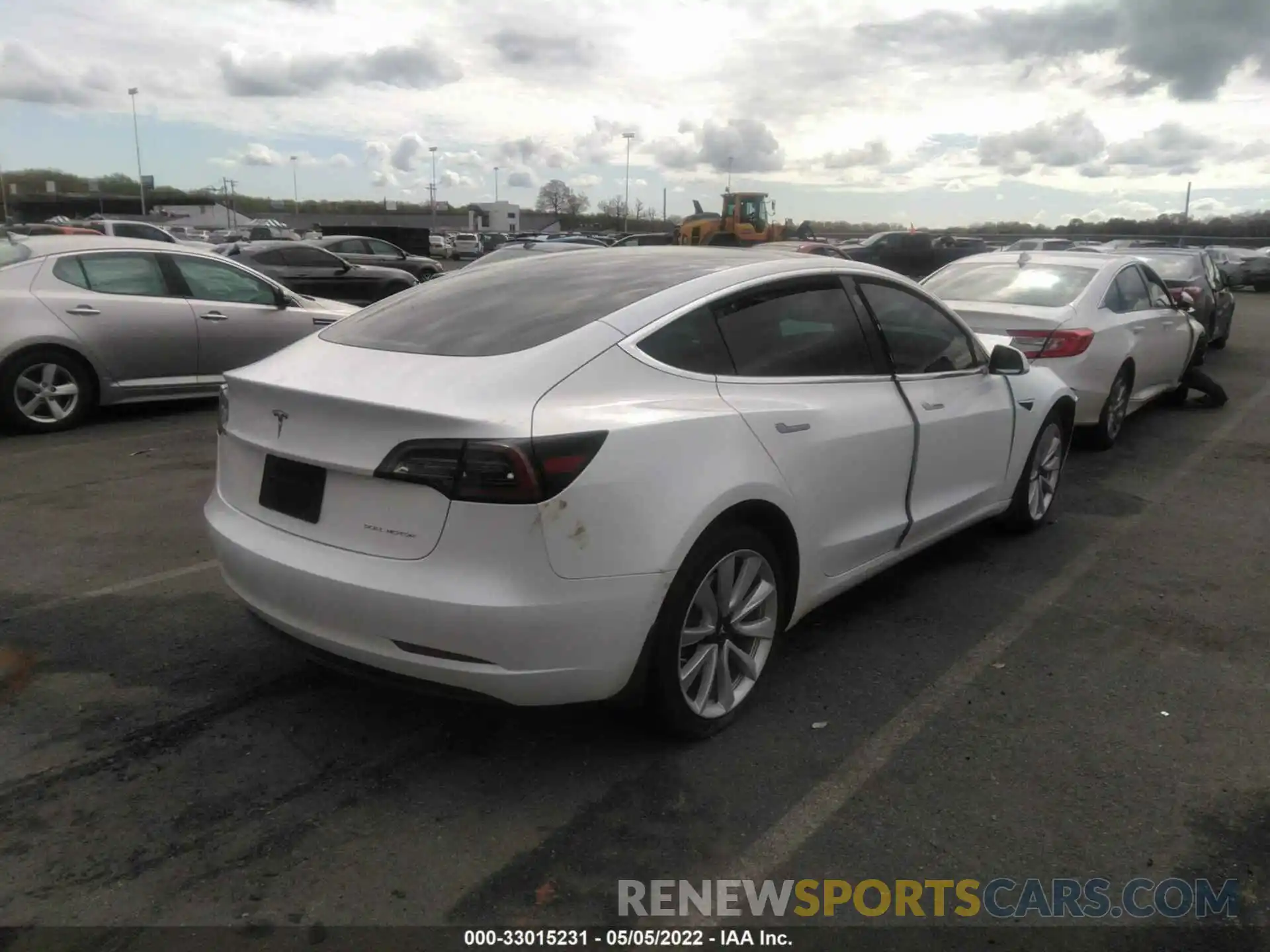 4 Photograph of a damaged car 5YJ3E1EBXLF621377 TESLA MODEL 3 2020