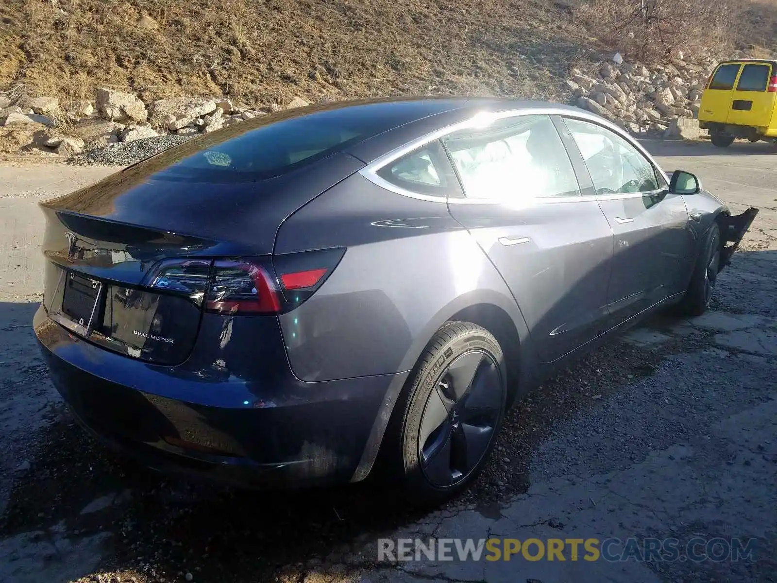 4 Photograph of a damaged car 5YJ3E1EBXLF635442 TESLA MODEL 3 2020