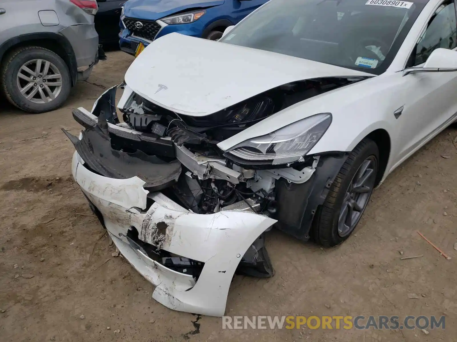 9 Photograph of a damaged car 5YJ3E1EBXLF637823 TESLA MODEL 3 2020