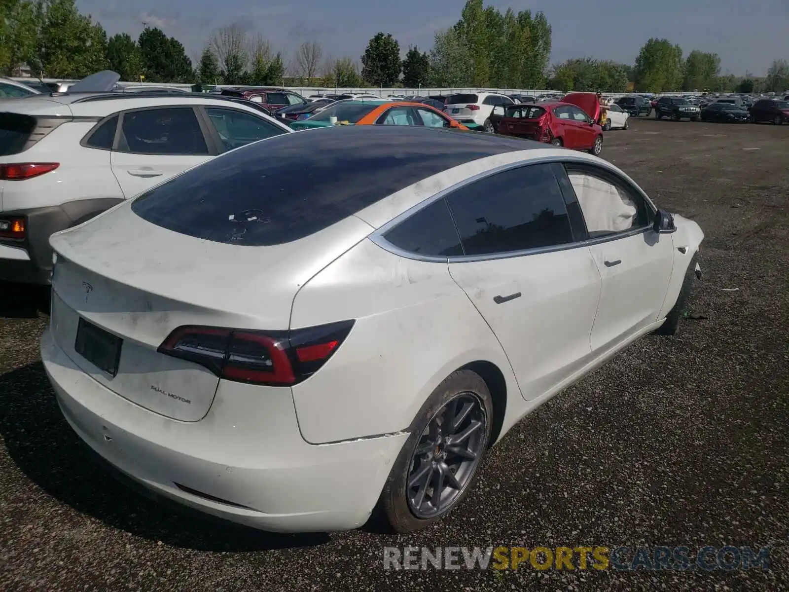 4 Photograph of a damaged car 5YJ3E1EBXLF643220 TESLA MODEL 3 2020