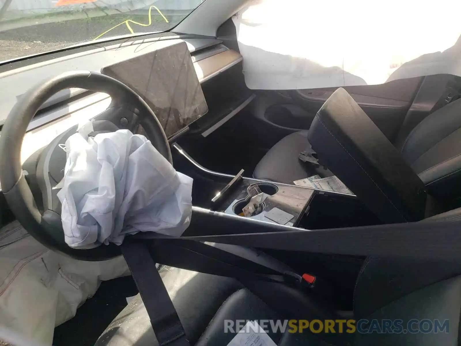 5 Photograph of a damaged car 5YJ3E1EBXLF643220 TESLA MODEL 3 2020