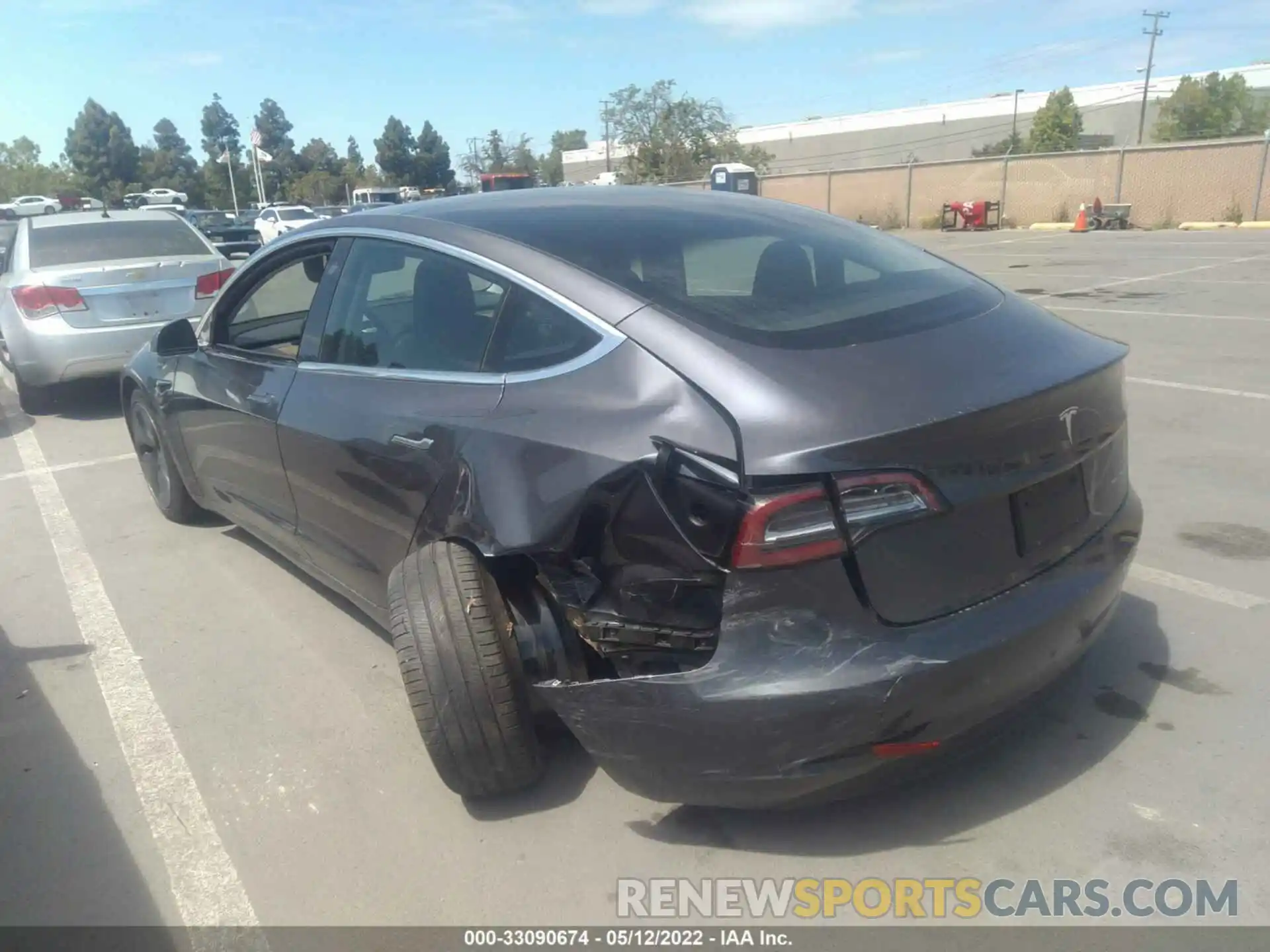 3 Photograph of a damaged car 5YJ3E1EBXLF647588 TESLA MODEL 3 2020