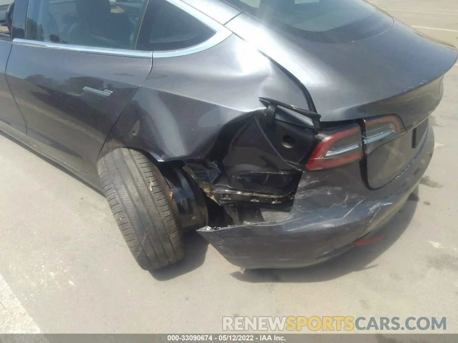 6 Photograph of a damaged car 5YJ3E1EBXLF647588 TESLA MODEL 3 2020