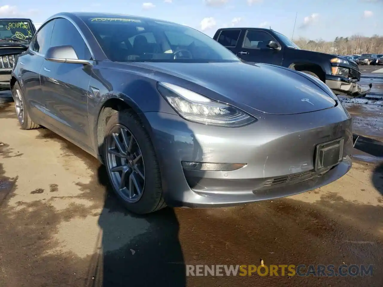 1 Photograph of a damaged car 5YJ3E1EBXLF649728 TESLA MODEL 3 2020