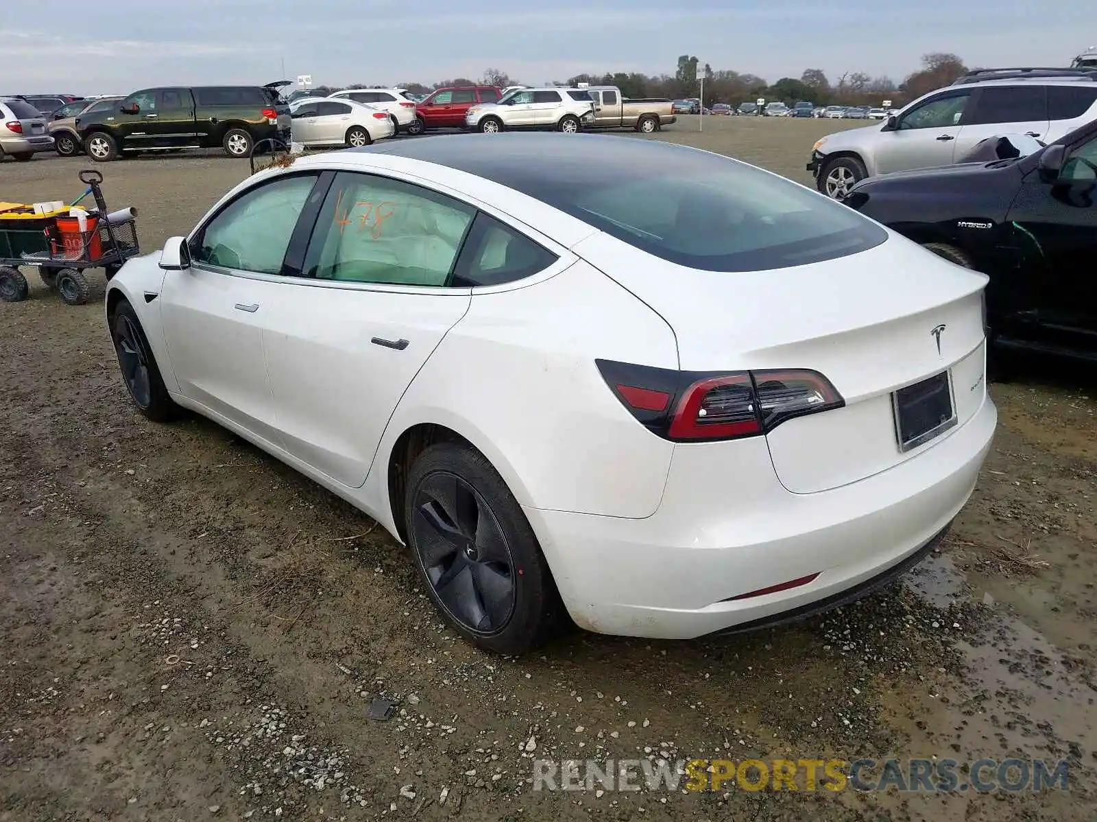 3 Photograph of a damaged car 5YJ3E1EBXLF650264 TESLA MODEL 3 2020