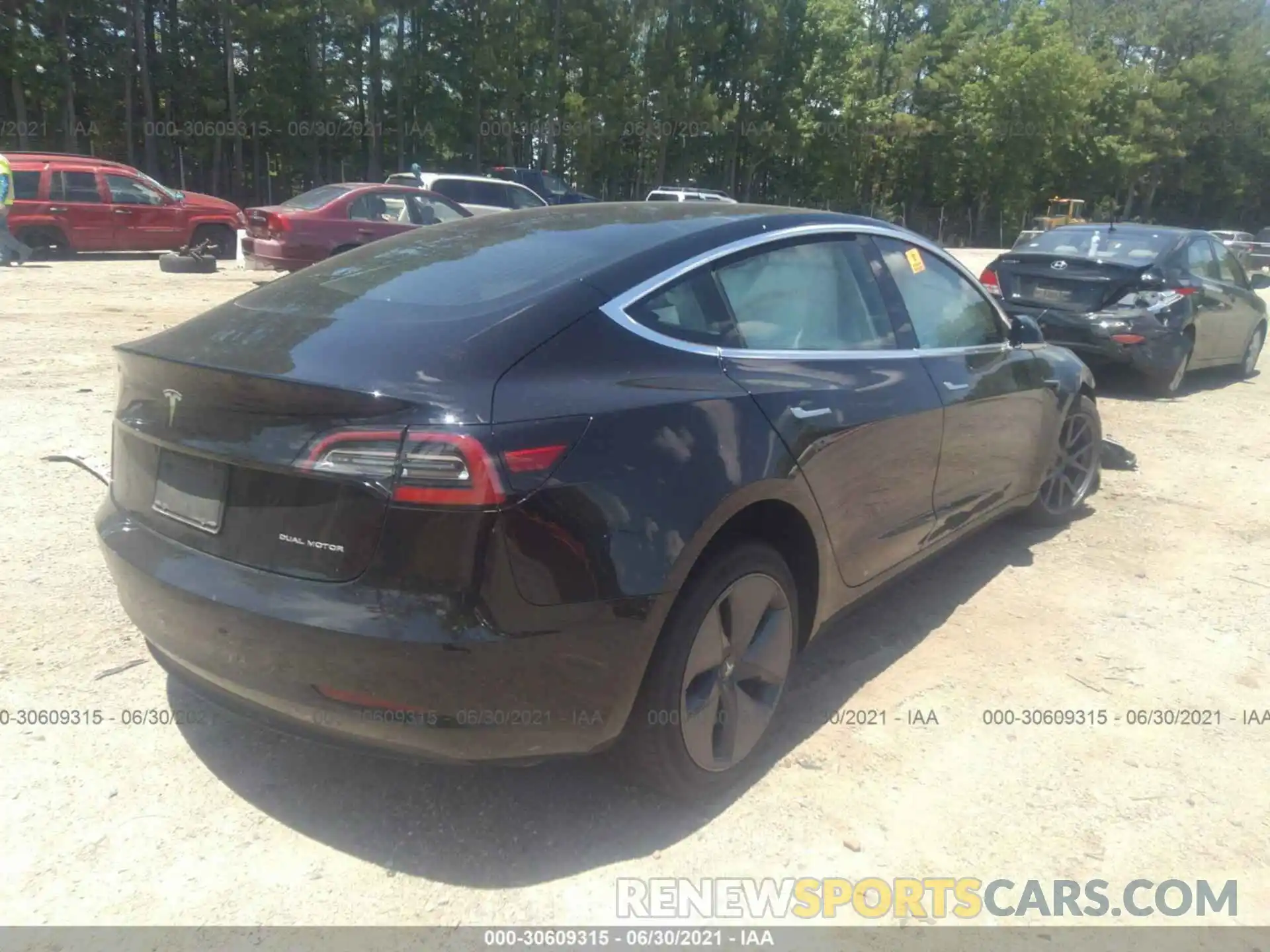 4 Фотография поврежденного автомобиля 5YJ3E1EBXLF662995 TESLA MODEL 3 2020