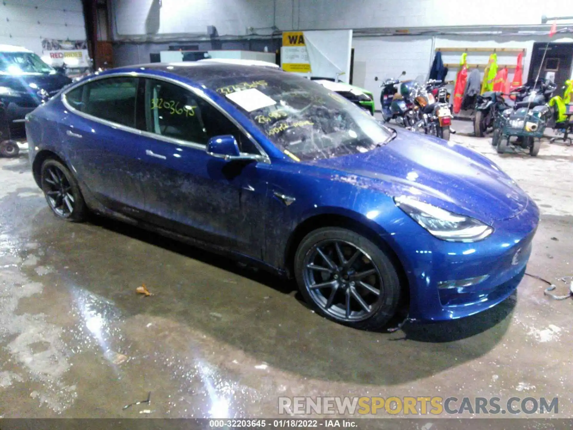 1 Photograph of a damaged car 5YJ3E1EBXLF664553 TESLA MODEL 3 2020