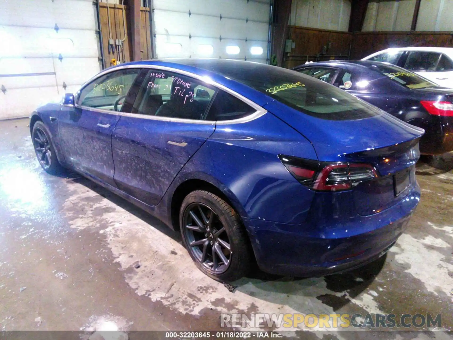 3 Photograph of a damaged car 5YJ3E1EBXLF664553 TESLA MODEL 3 2020