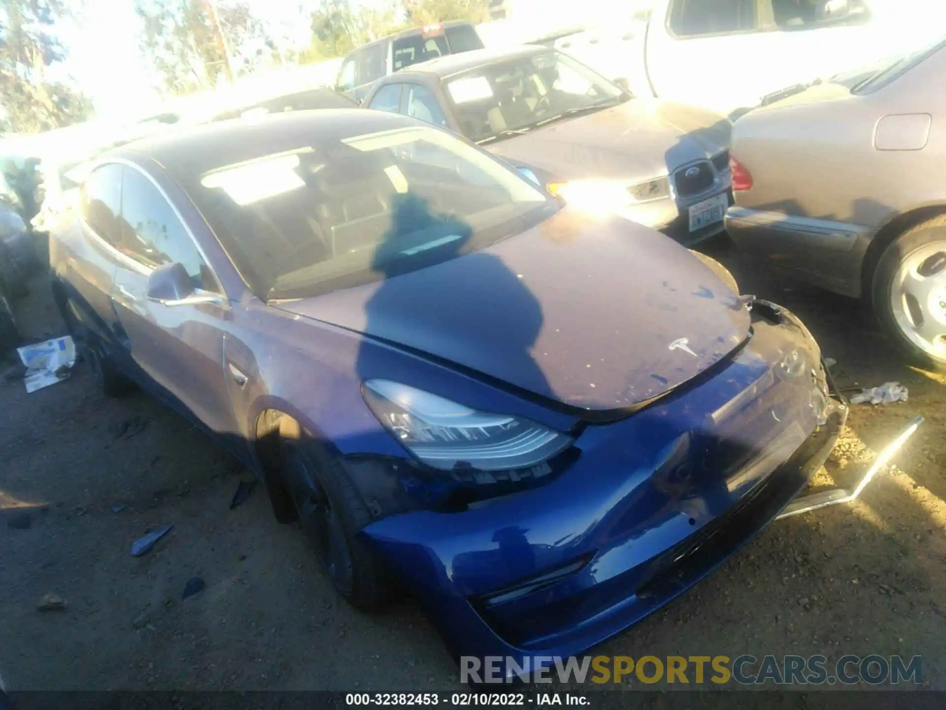 1 Photograph of a damaged car 5YJ3E1EBXLF664908 TESLA MODEL 3 2020