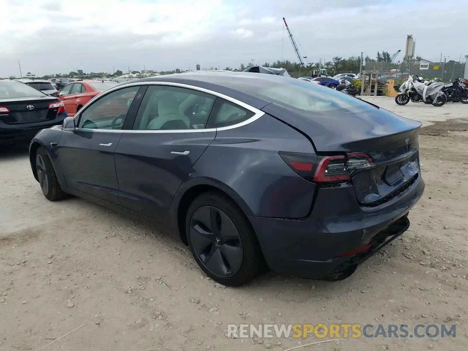 3 Photograph of a damaged car 5YJ3E1EBXLF667985 TESLA MODEL 3 2020