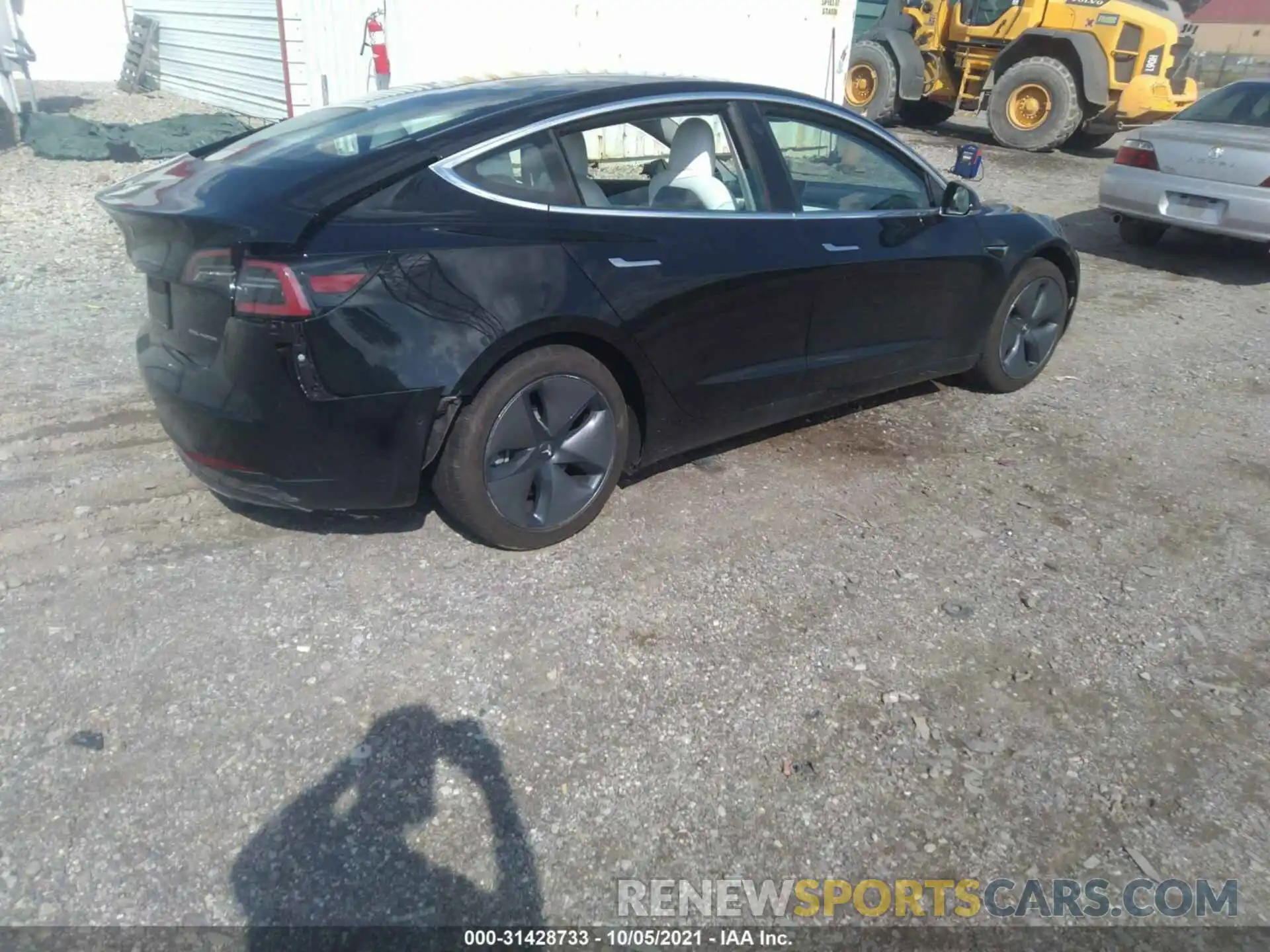 4 Фотография поврежденного автомобиля 5YJ3E1EBXLF735797 TESLA MODEL 3 2020