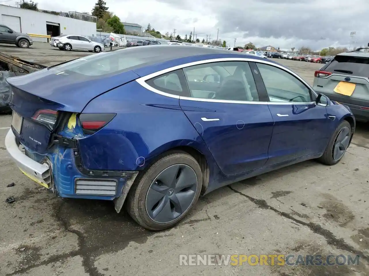 3 Photograph of a damaged car 5YJ3E1EBXLF742202 TESLA MODEL 3 2020