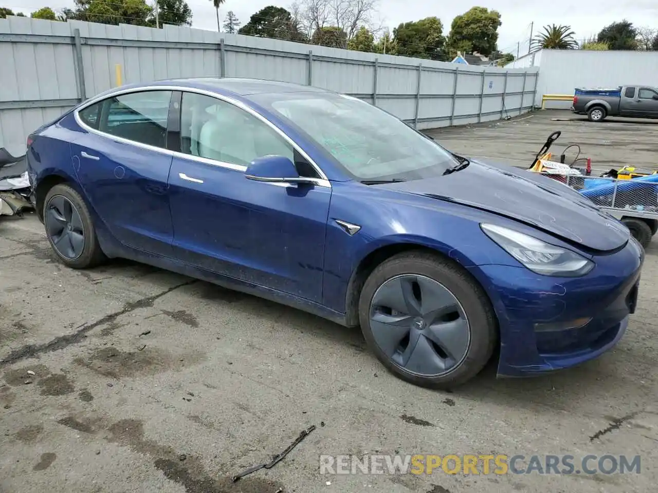 4 Photograph of a damaged car 5YJ3E1EBXLF742202 TESLA MODEL 3 2020