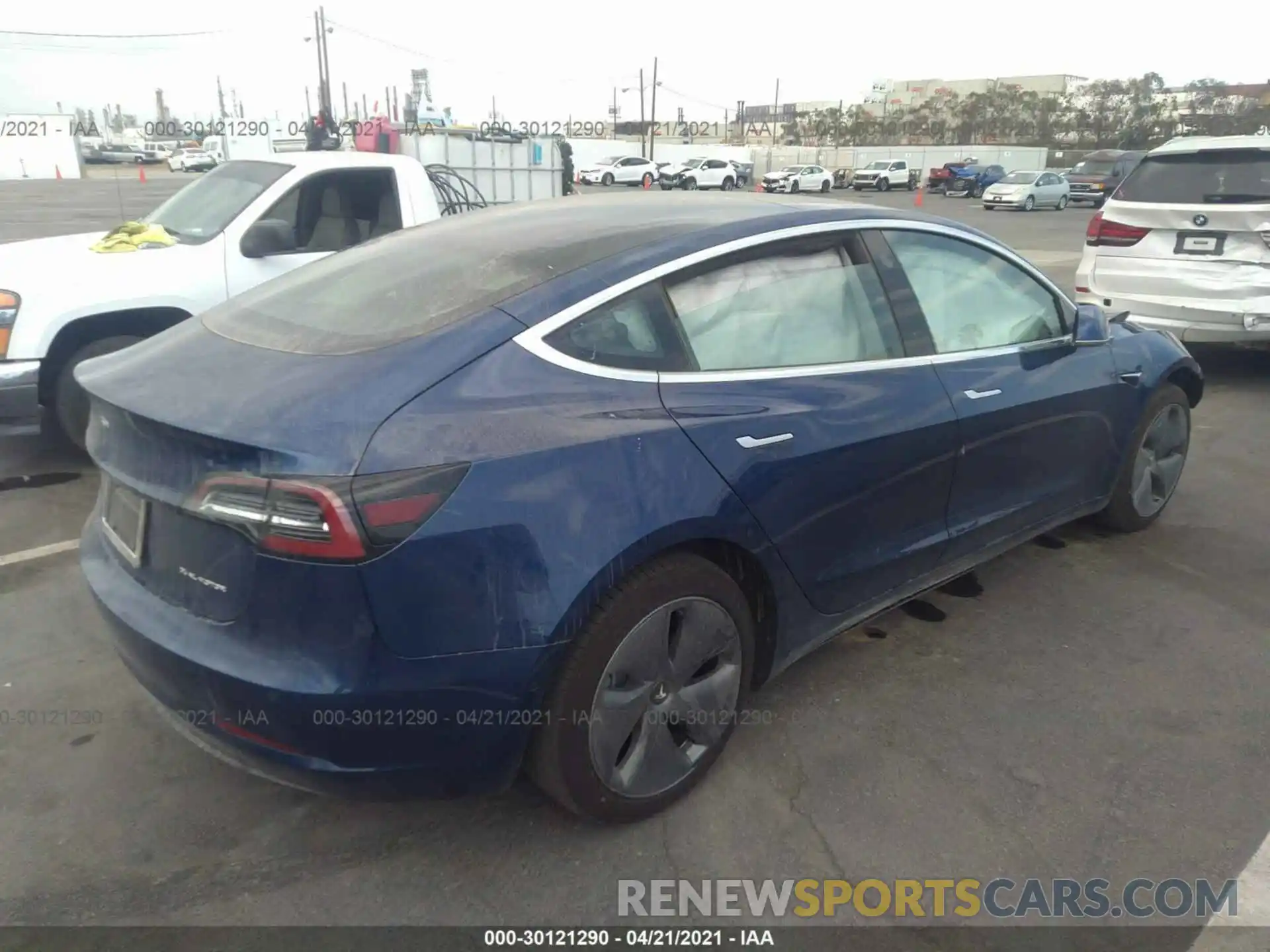 4 Фотография поврежденного автомобиля 5YJ3E1EBXLF744340 TESLA MODEL 3 2020