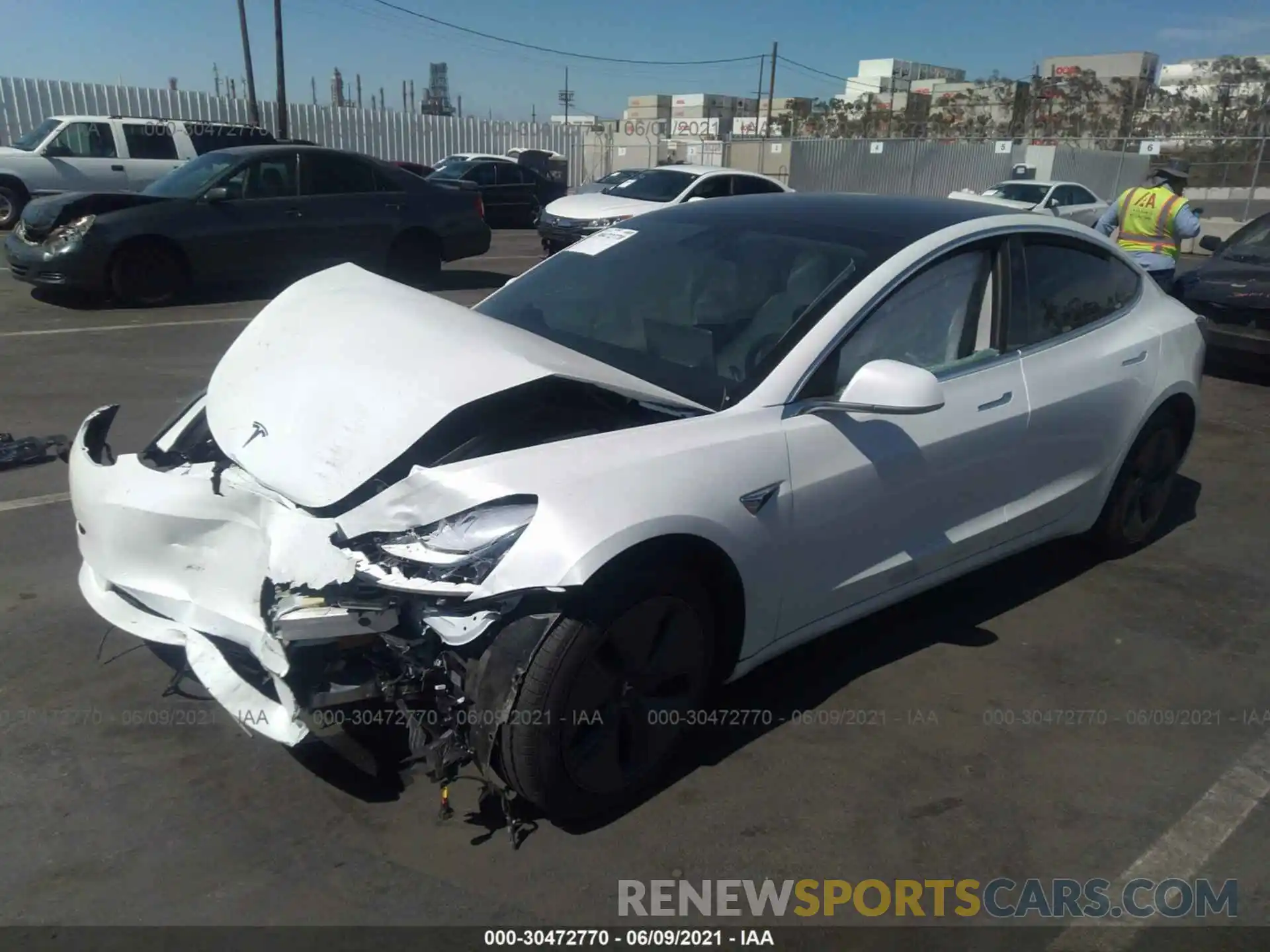 2 Photograph of a damaged car 5YJ3E1EBXLF745424 TESLA MODEL 3 2020