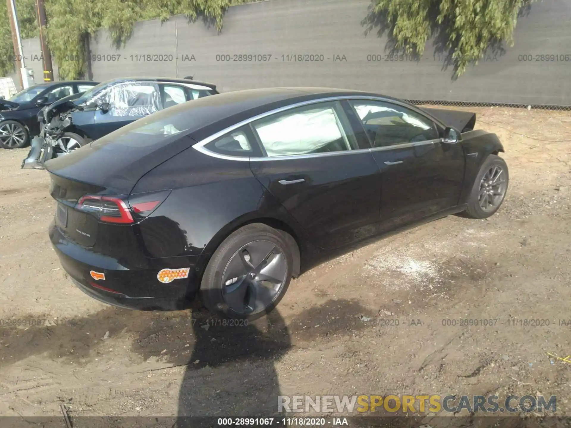 4 Photograph of a damaged car 5YJ3E1EBXLF746234 TESLA MODEL 3 2020