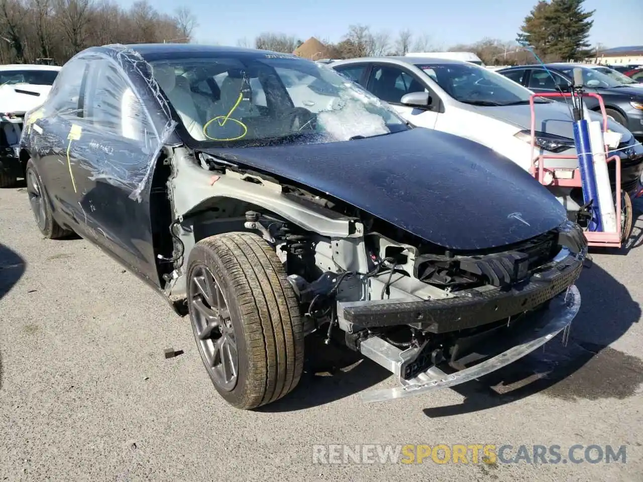 1 Photograph of a damaged car 5YJ3E1EBXLF787690 TESLA MODEL 3 2020