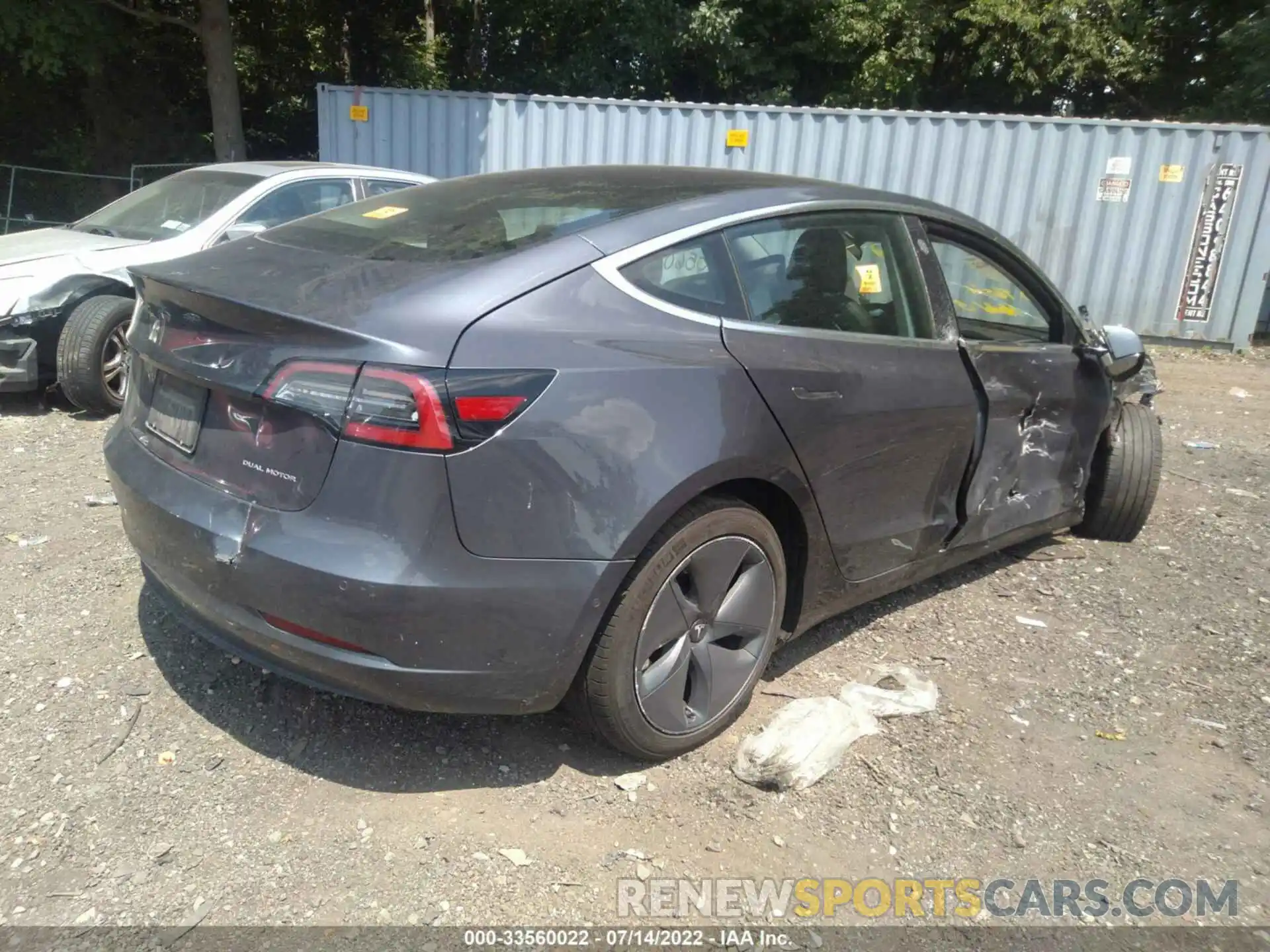 4 Фотография поврежденного автомобиля 5YJ3E1EBXLF790329 TESLA MODEL 3 2020