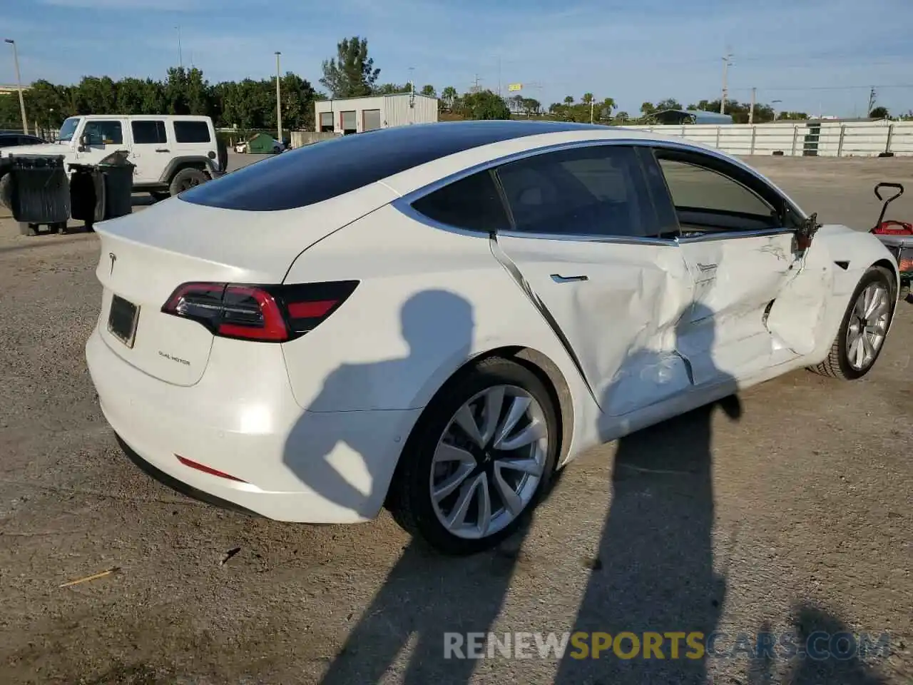 3 Photograph of a damaged car 5YJ3E1EBXLF791108 TESLA MODEL 3 2020