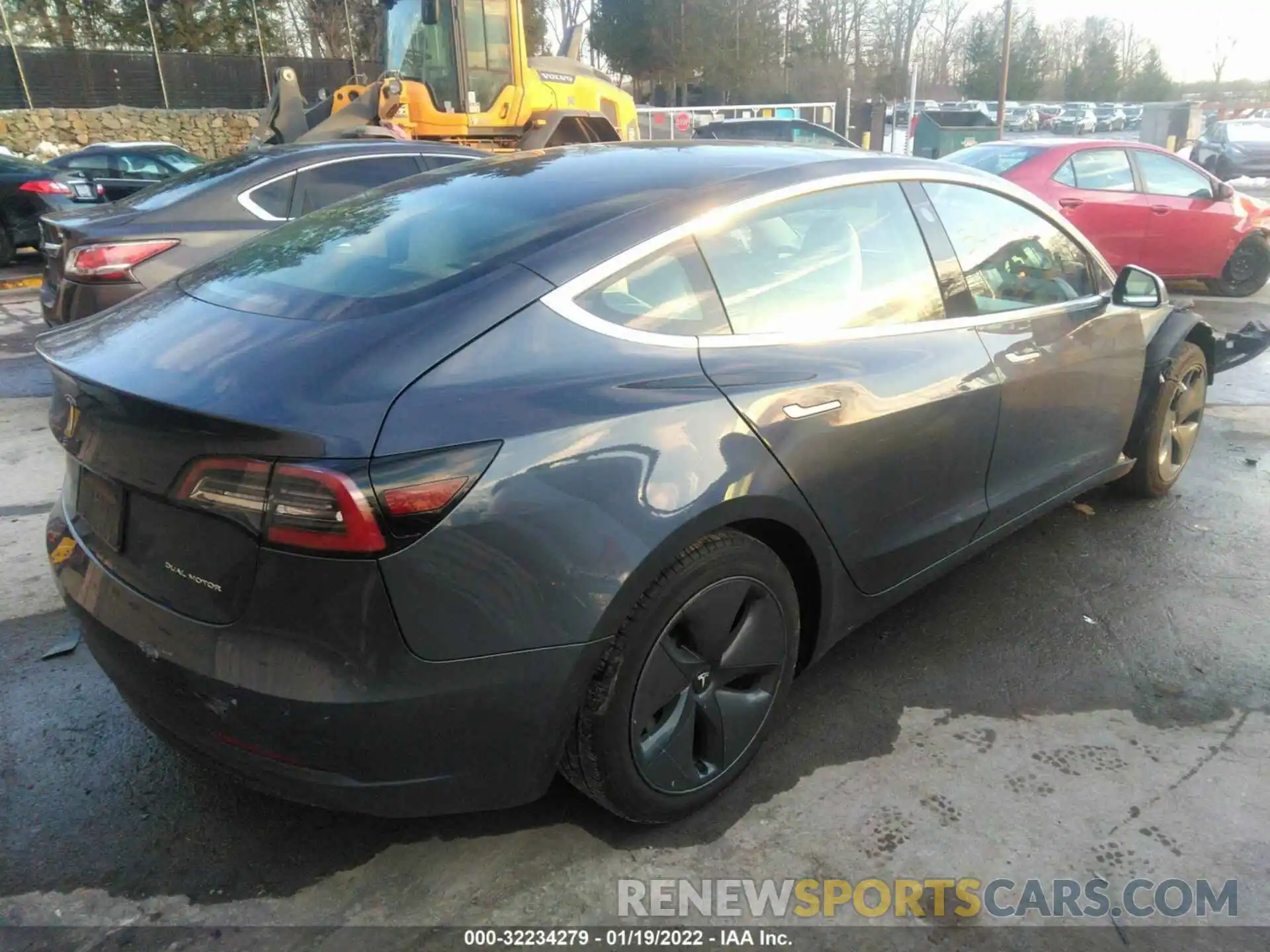 4 Photograph of a damaged car 5YJ3E1EBXLF795708 TESLA MODEL 3 2020