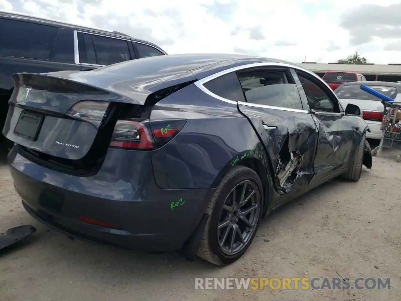 4 Photograph of a damaged car 5YJ3E1EBXLF795711 TESLA MODEL 3 2020