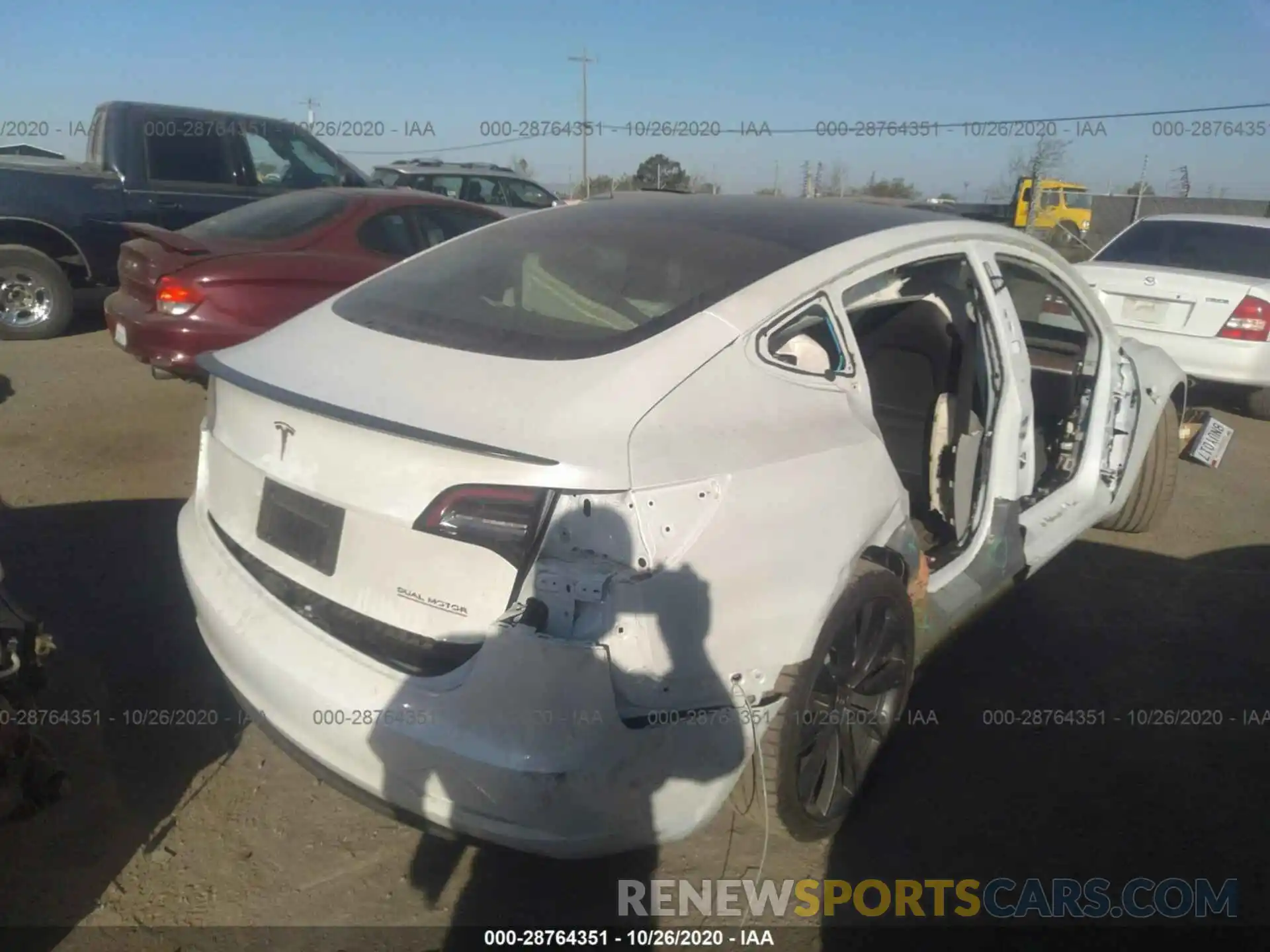 4 Photograph of a damaged car 5YJ3E1EC0LF641419 TESLA MODEL 3 2020