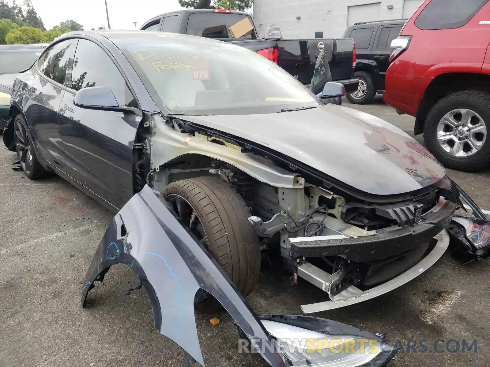 1 Photograph of a damaged car 5YJ3E1EC0LF642070 TESLA MODEL 3 2020