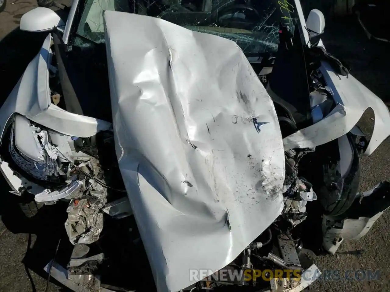 11 Photograph of a damaged car 5YJ3E1EC0LF714322 TESLA MODEL 3 2020