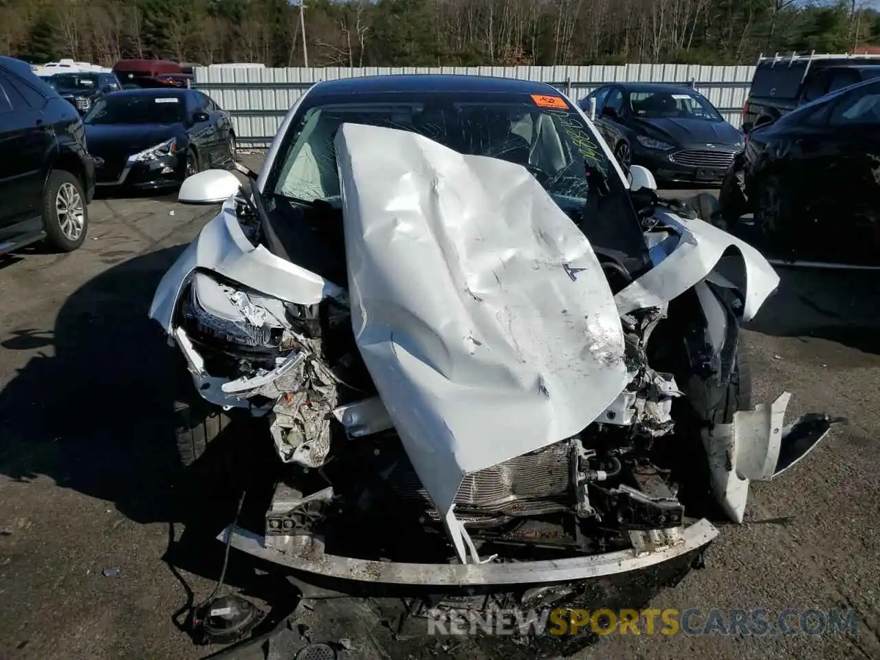 5 Photograph of a damaged car 5YJ3E1EC0LF714322 TESLA MODEL 3 2020