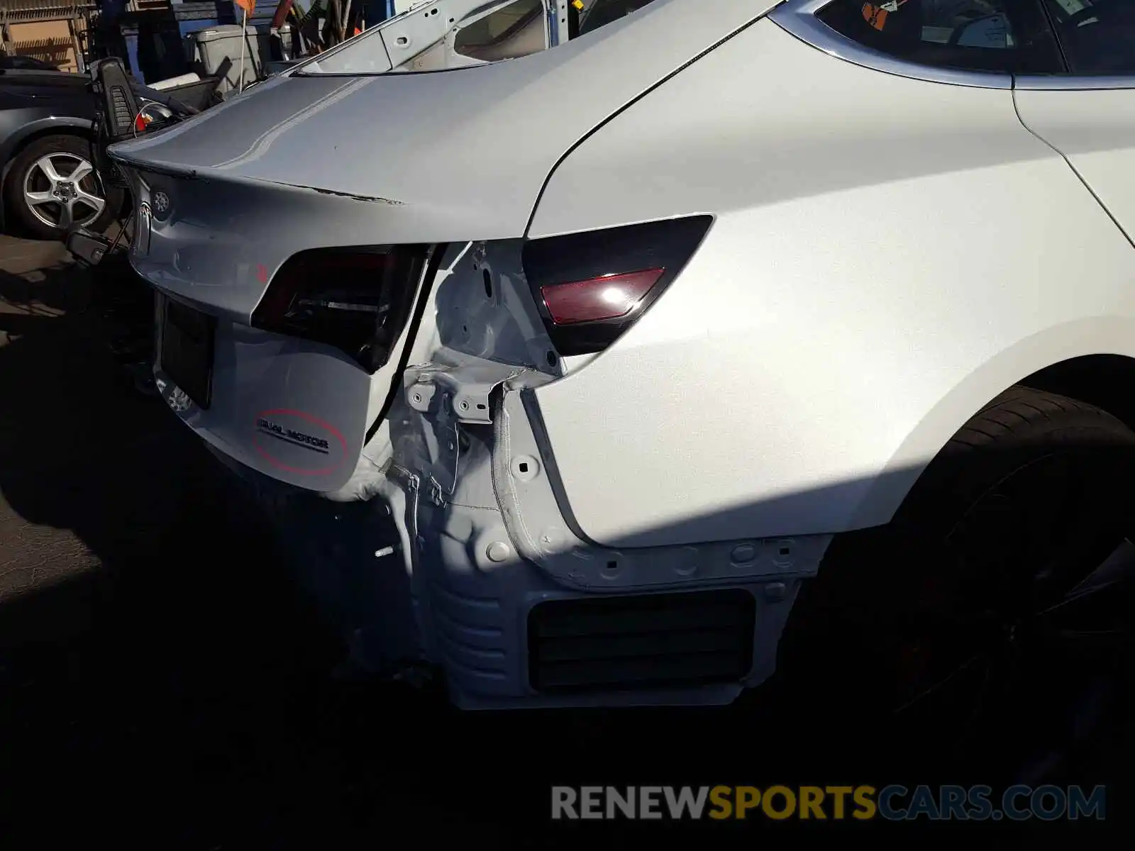 9 Photograph of a damaged car 5YJ3E1EC0LF719469 TESLA MODEL 3 2020