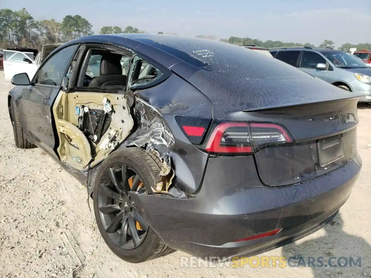 3 Photograph of a damaged car 5YJ3E1EC0LF721223 TESLA MODEL 3 2020