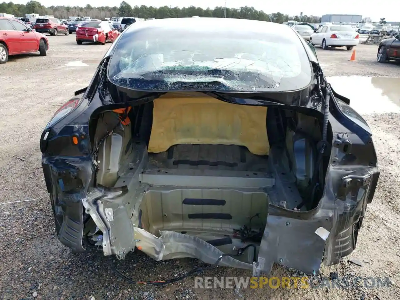 9 Photograph of a damaged car 5YJ3E1EC0LF736322 TESLA MODEL 3 2020