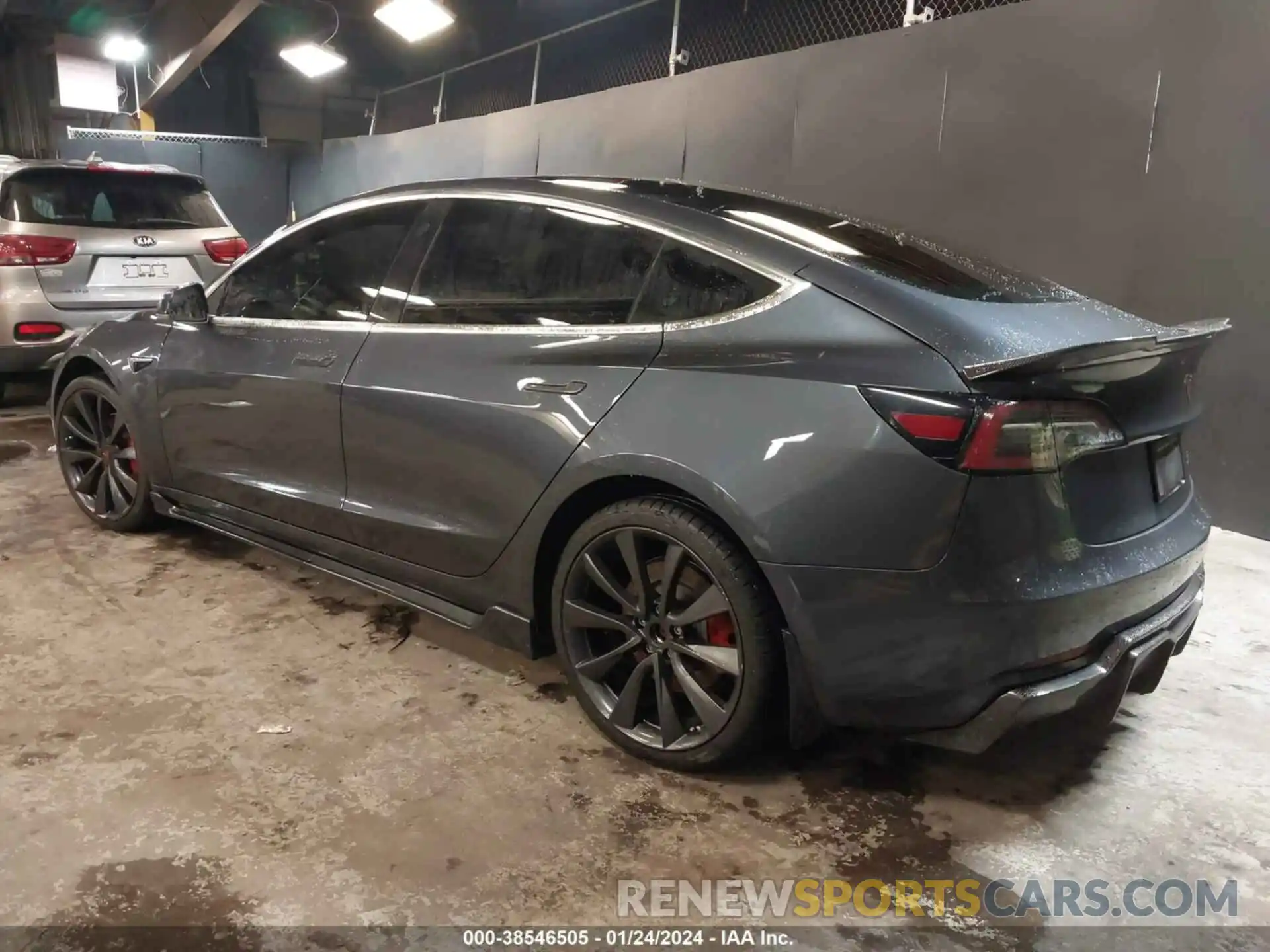 3 Фотография поврежденного автомобиля 5YJ3E1EC1LF586169 TESLA MODEL 3 2020