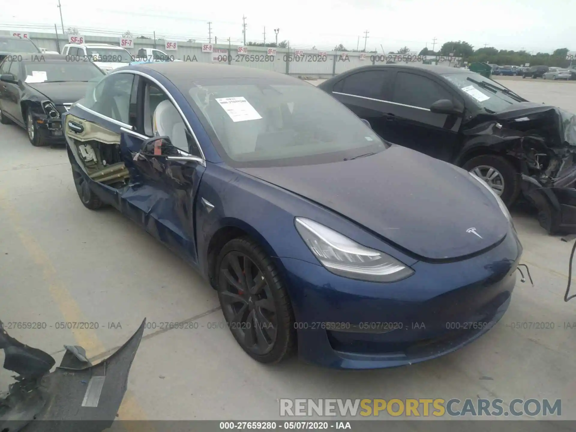 1 Photograph of a damaged car 5YJ3E1EC1LF624581 TESLA MODEL 3 2020