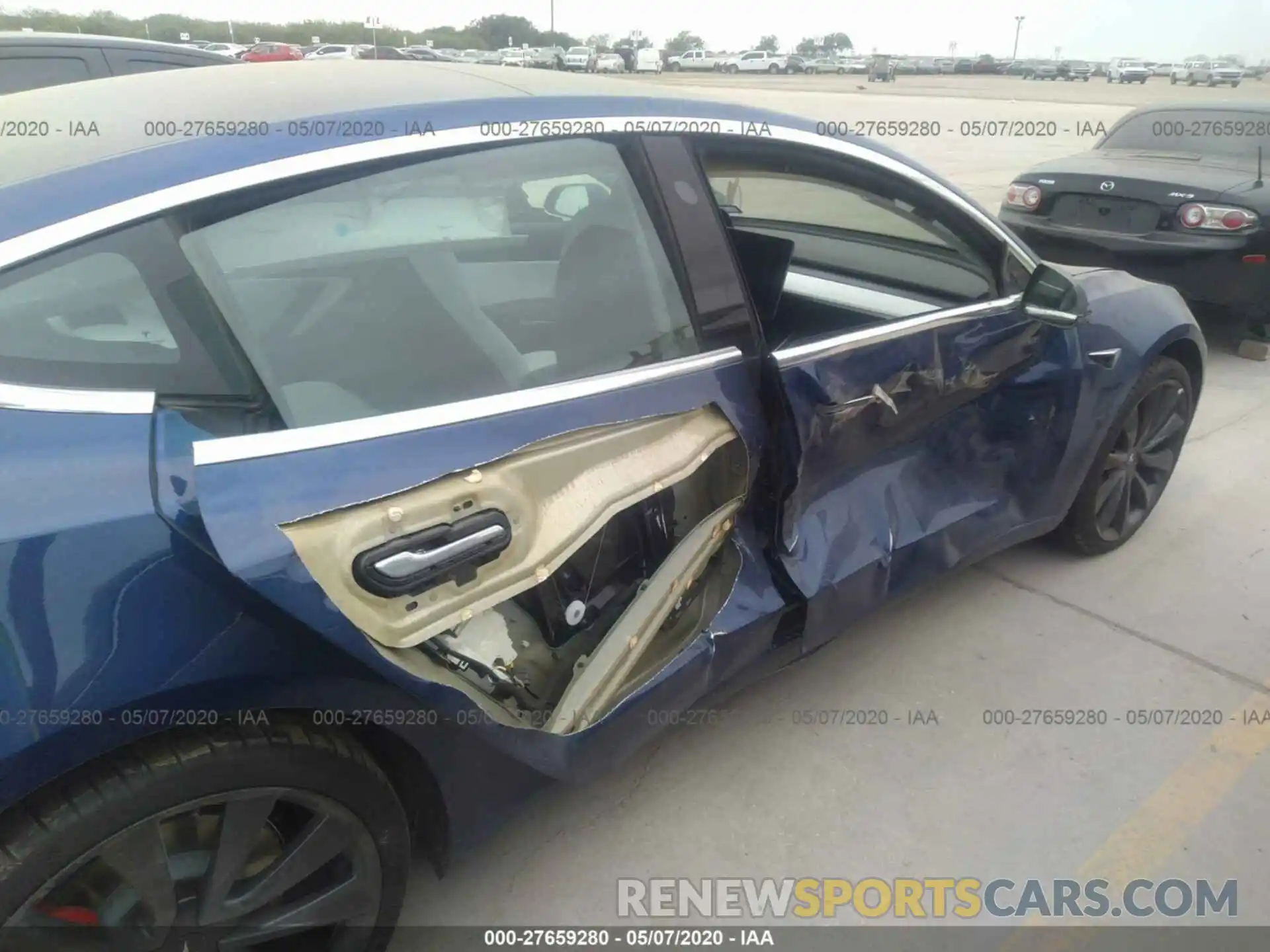 6 Photograph of a damaged car 5YJ3E1EC1LF624581 TESLA MODEL 3 2020