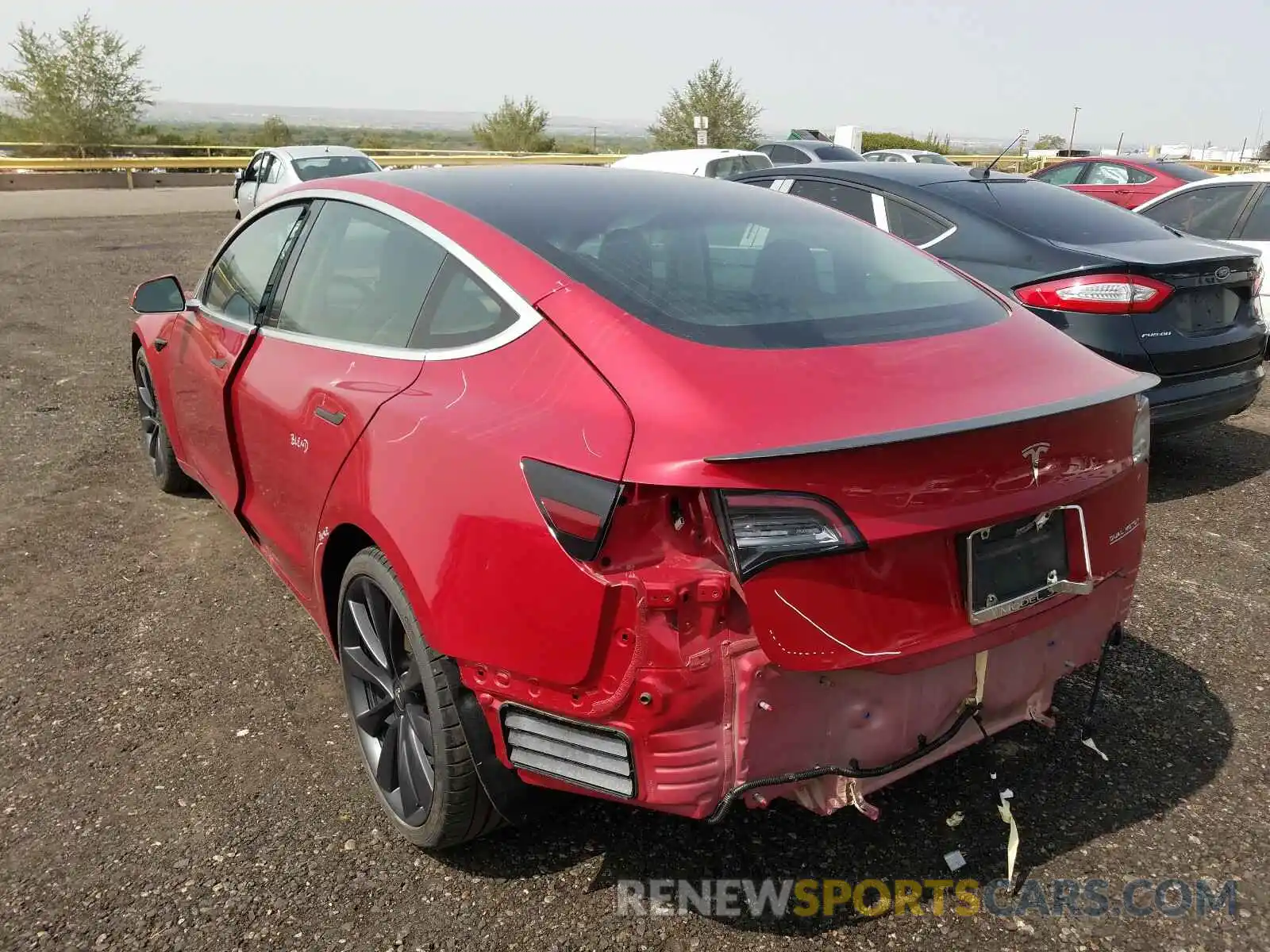 3 Photograph of a damaged car 5YJ3E1EC1LF669293 TESLA MODEL 3 2020