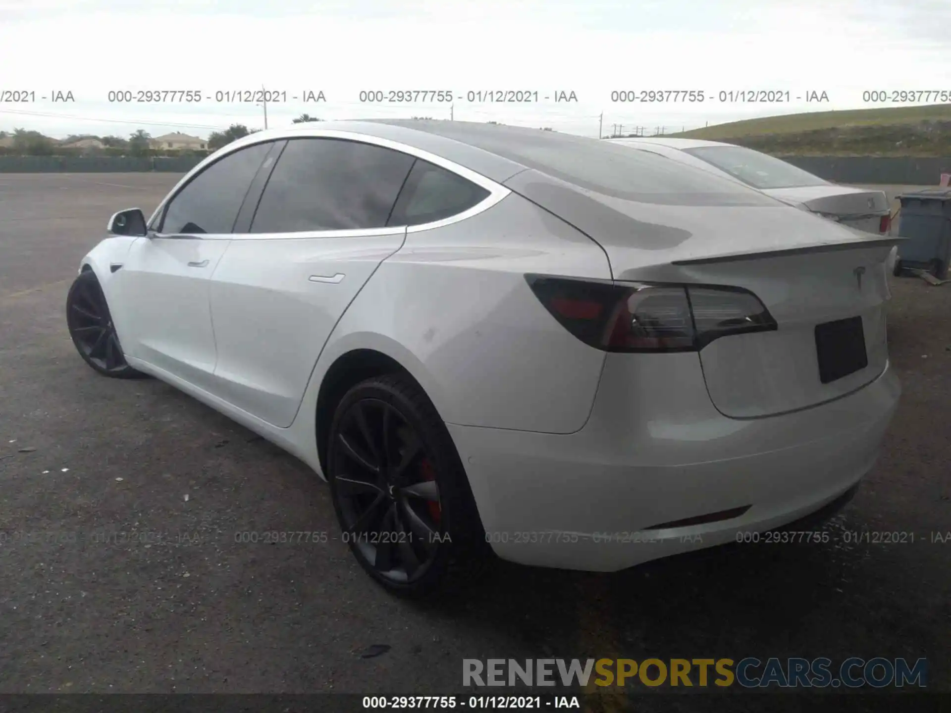 3 Photograph of a damaged car 5YJ3E1EC1LF733770 TESLA MODEL 3 2020