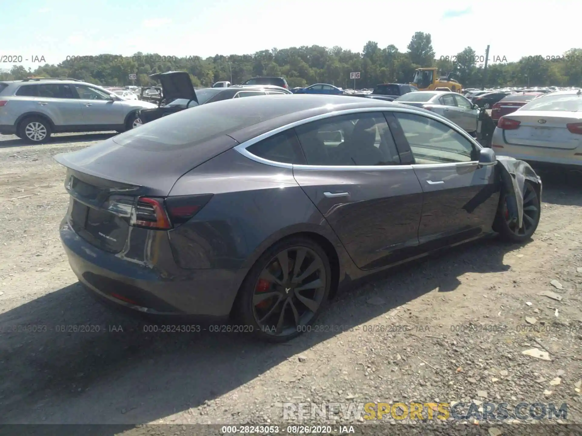 4 Фотография поврежденного автомобиля 5YJ3E1EC1LF736166 TESLA MODEL 3 2020